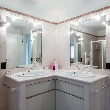 Apartment La Casa Nel Giardino - By Myhomeincomo