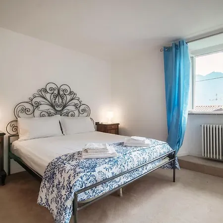 La Casa Nel Giardino - By Myhomeincomo Apartment *